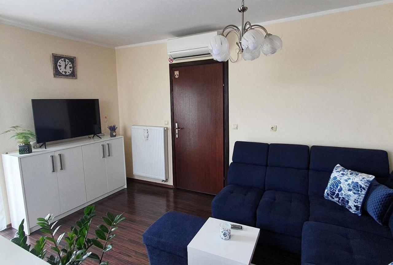 Apartments Tb Порат Екстер'єр фото
